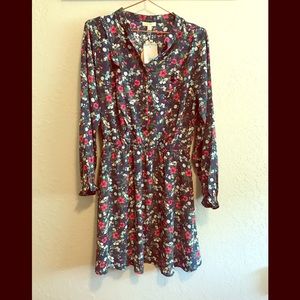 Cute floral shift dress